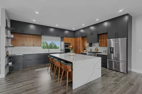 Kitchen - 391 Sunset Dr, Saddlebrooke, MO 65630 photo 1 of 5