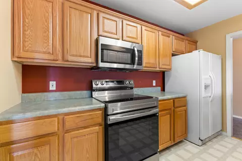 Kitchen - 1663 Mule Barn Dr, Cape Fair, MO 65624 photo 3 of 3