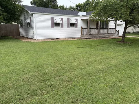 Exterior - 4003 W Hialeah St, Springfield, MO 65803 photo 2 of 4