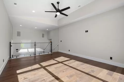 Living - 254 S Mumford Ct, Springfield, MO 65802 photo 12 of 13