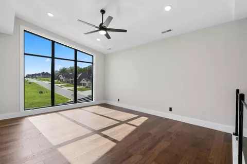 Living - 254 S Mumford Ct, Springfield, MO 65802 photo 11 of 13