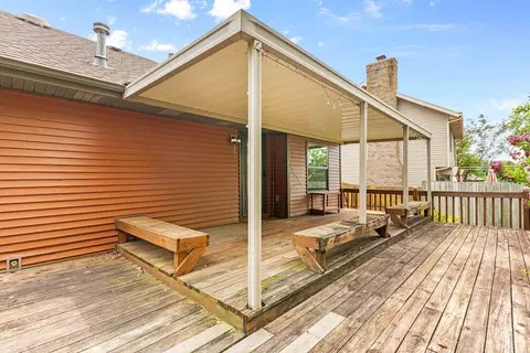 Exterior - 3837 S Parklane Ave, Springfield, MO 65807 photo 6 of 10