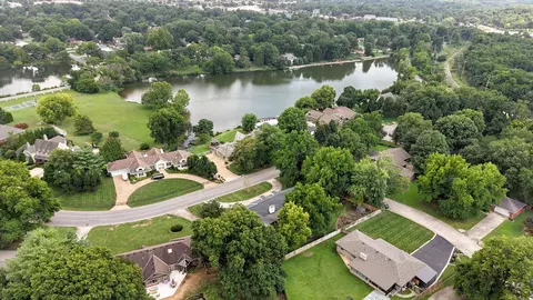 View/Area - 2599 S Skyline Dr, Springfield, MO 65804 photo 5 of 7