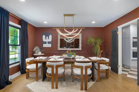 Dining - 2599 S Skyline Dr, Springfield, MO 65804 photo 2 of 3