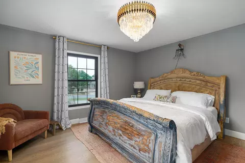 Bedroom - 2599 S Skyline Dr, Springfield, MO 65804 photo 4 of 4