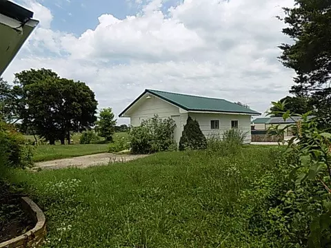 Exterior - 7979 State Highway 14, Sparta, MO 65753 photo 7 of 8