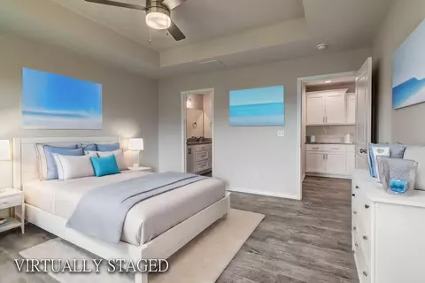 Bedroom - 930 S Pindall Ln, Nixa, MO 65714 photo 2 of 12