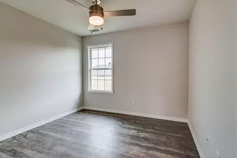 Bedroom - 930 S Pindall Ln, Nixa, MO 65714 photo 9 of 12