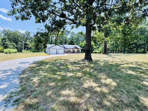 Exterior - 13425 Highway V, Diamond, MO 64840 photo 2 of 8