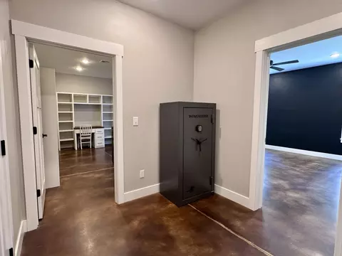 Entry Way - 13425 Highway V, Diamond, MO 64840 photo 1 of 1