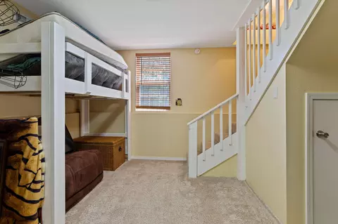 Bedroom - 284 Shady Dr, Branson, MO 65616 photo 3 of 3