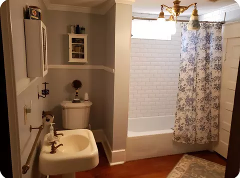 Bath - 202 E Robertson St, Ozark, MO 65721 photo 1 of 2