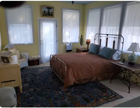Bedroom - 202 E Robertson St, Ozark, MO 65721 photo 1 of 4