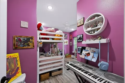 Bedroom - 9689 Geranium Rd, Carthage, MO 64836 photo 2 of 9