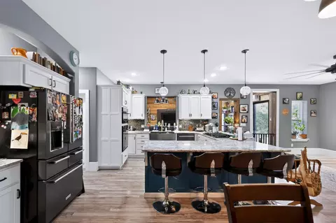 Kitchen - 9689 Geranium Rd, Carthage, MO 64836 photo 5 of 5