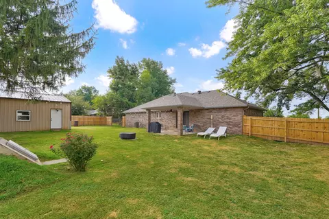 Exterior - 310 Grant St, Clever, MO 65631 photo 4 of 8