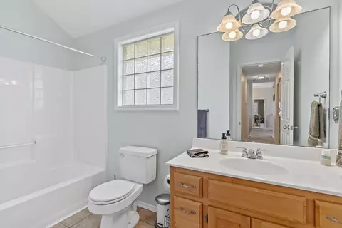 Bath - 953 Megan Ln, Willard, MO 65781 photo 3 of 3