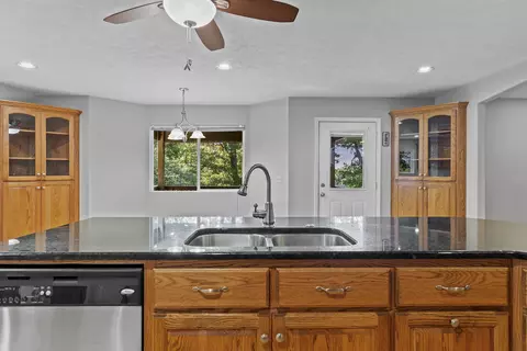 Kitchen - 414 E Hughes Rd, Willard, MO 65781 photo 5 of 5
