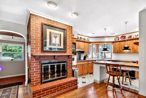 Kitchen - 18133 S 1525 Rd, Nevada, MO 64772 photo 5 of 5