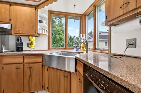 Kitchen - 18133 S 1525 Rd, Nevada, MO 64772 photo 2 of 5