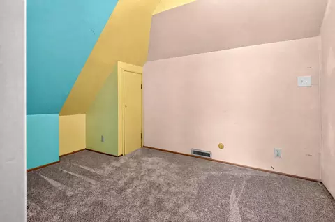 Bedroom - 18133 S 1525 Rd, Nevada, MO 64772 photo 6 of 7