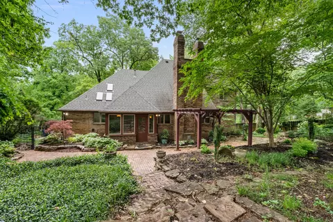 Exterior - 5715 S Kingston Rd, Springfield, MO 65804 photo 2 of 17