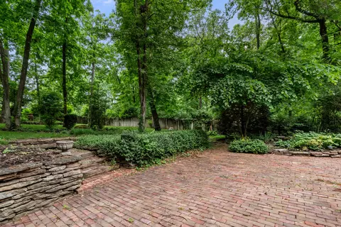 Exterior - 5715 S Kingston Rd, Springfield, MO 65804 photo 11 of 17