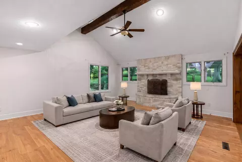 Living - 5715 S Kingston Rd, Springfield, MO 65804 photo 3 of 7
