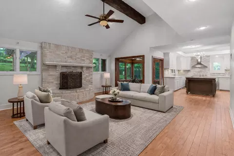 Living - 5715 S Kingston Rd, Springfield, MO 65804 photo 1 of 7
