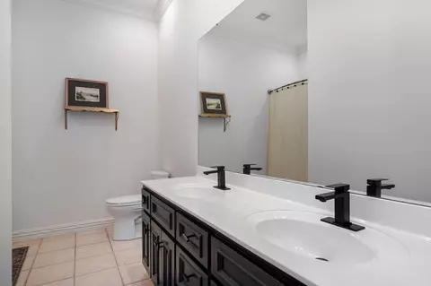 Bath - 5261 S Applecross Way, Springfield, MO 65809 photo 12 of 13