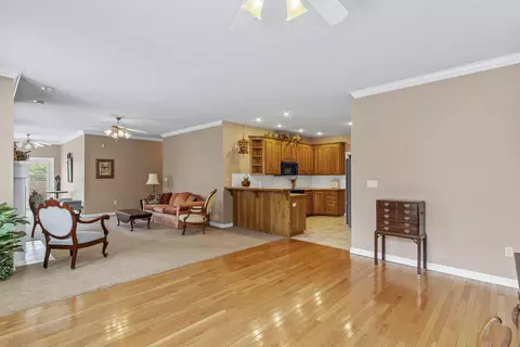 Living - 3140 E Mimosa #D, Springfield, MO 65804 photo 1 of 5