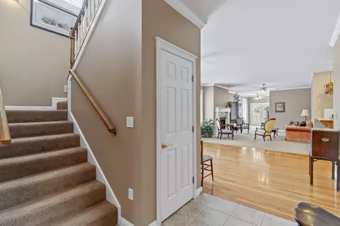 Entry Way - 3140 E Mimosa #D, Springfield, MO 65804 photo 2 of 7