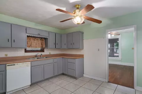 Kitchen - 2116 N Campbell Ave, Springfield, MO 65803 photo 1 of 1