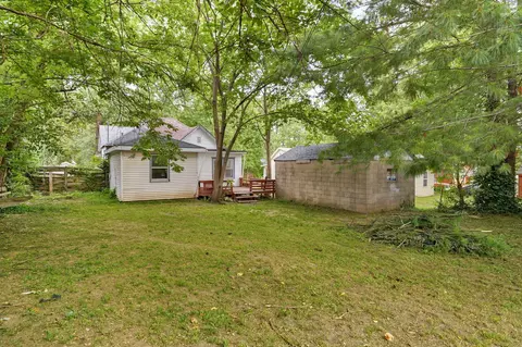 Exterior - 2116 N Campbell Ave, Springfield, MO 65803 photo 2 of 5