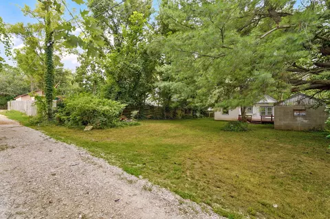 Exterior - 2116 N Campbell Ave, Springfield, MO 65803 photo 3 of 5