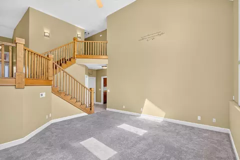 Living - 986 W Sycamore St, Springfield, MO 65810 photo 8 of 8