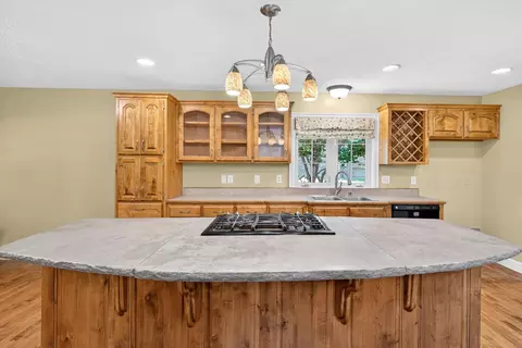 Kitchen - 986 W Sycamore St, Springfield, MO 65810 photo 3 of 4