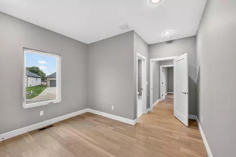 Bedroom - 5048 E Swale Ct, Springfield, MO 65802 photo 10 of 10