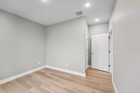 Bedroom - 5048 E Swale Ct, Springfield, MO 65802 photo 5 of 10