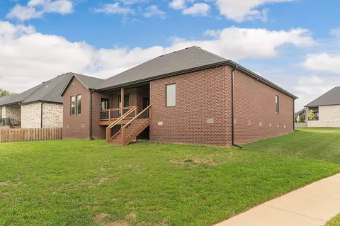 Exterior - 5048 E Swale Ct, Springfield, MO 65802 photo 7 of 8