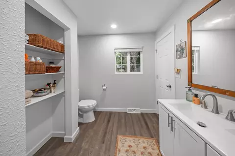 Bath - 1147 E Cambridge St, Springfield, MO 65807 photo 2 of 3