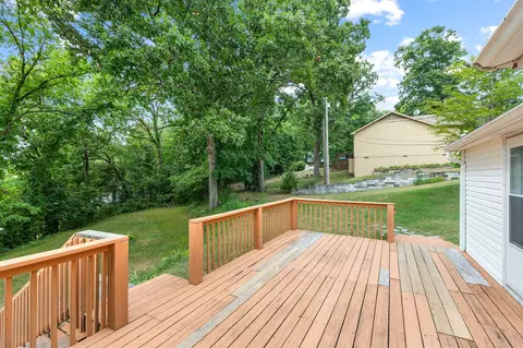 Exterior - 711 S 6th St, Branson, MO 65616 photo 5 of 8