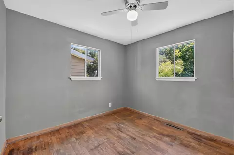 Bedroom - 1910 W Scott St, Springfield, MO 65802 photo 1 of 4