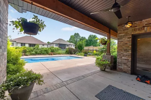 Exterior - 4418 E Kanata Ct, Springfield, MO 65802 photo 5 of 9
