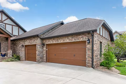 Exterior - 4418 E Kanata Ct, Springfield, MO 65802 photo 4 of 9