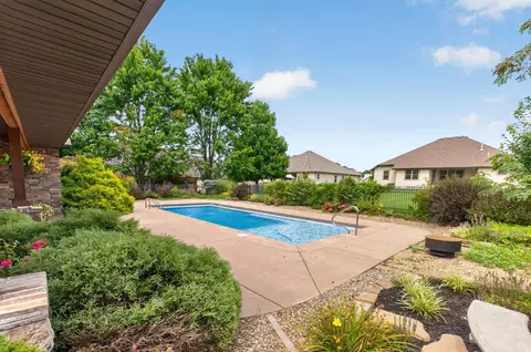 Exterior - 4418 E Kanata Ct, Springfield, MO 65802 photo 6 of 9