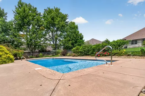 Exterior - 4418 E Kanata Ct, Springfield, MO 65802 photo 8 of 9