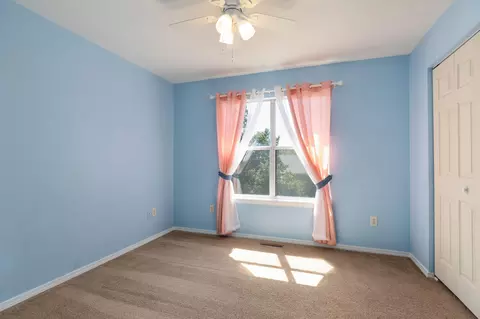 Bedroom - 115 Stacy St, Branson, MO 65616 photo 4 of 6
