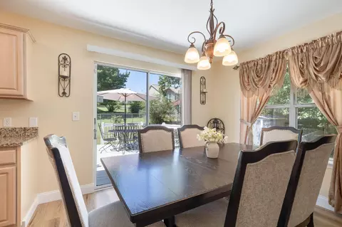 Dining - 115 Stacy St, Branson, MO 65616 photo 2 of 2