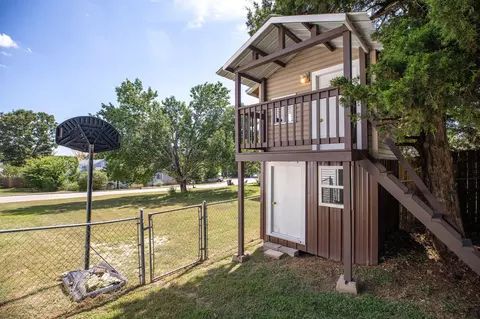 Exterior - 115 Stacy St, Branson, MO 65616 photo 7 of 8